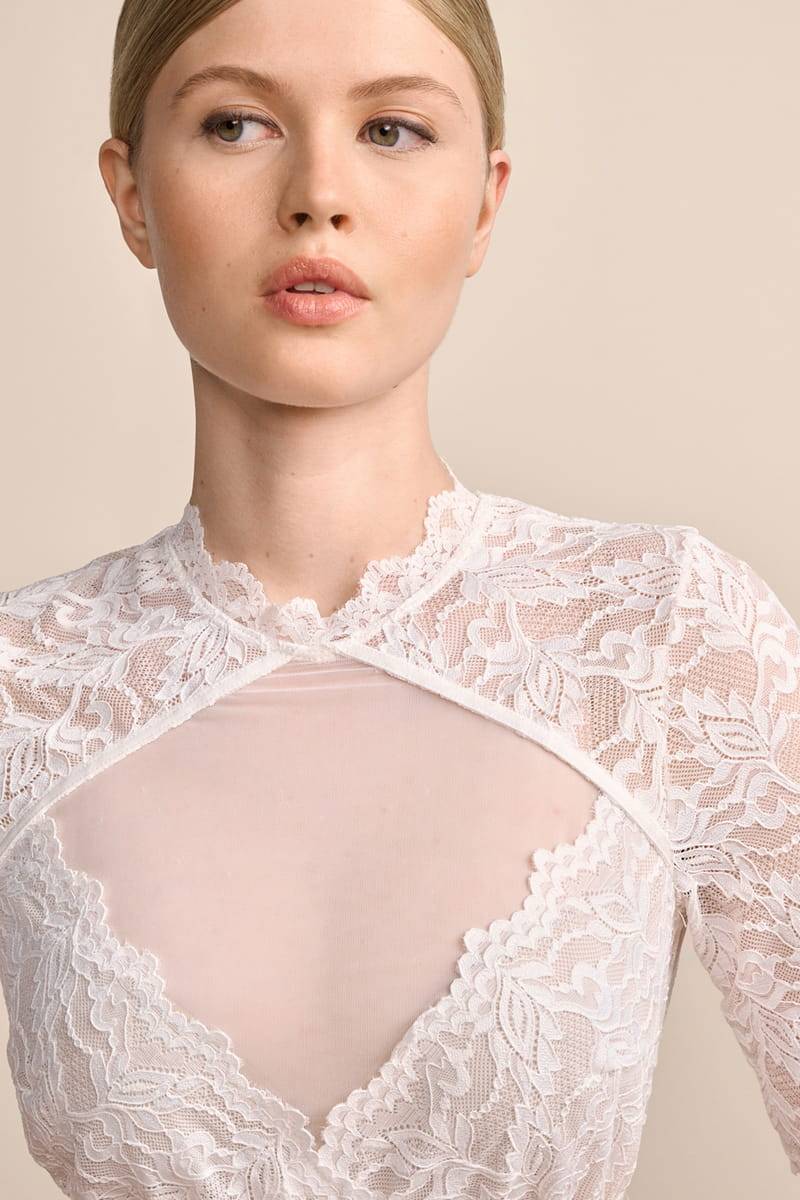 Krüger Madl Dirndlbluse Jarla im Angebot