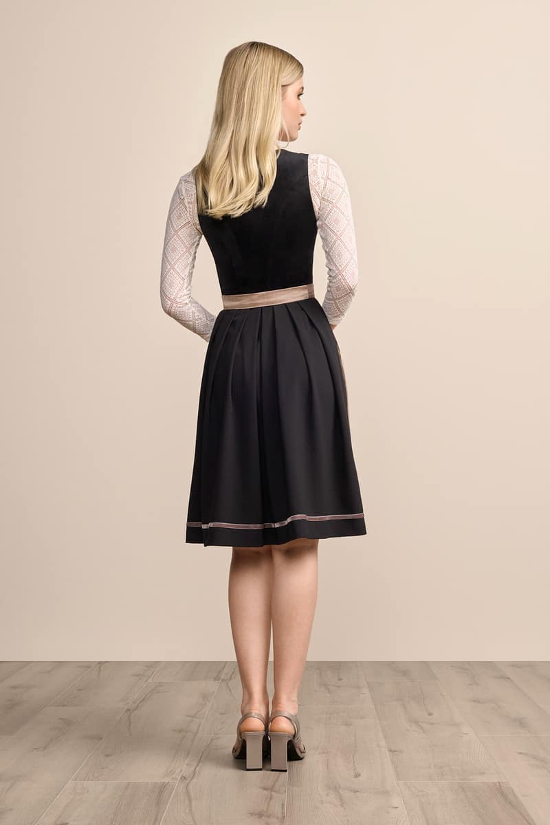 Krüger Madl Dirndl Suzanne (60cm) Zeitbegrenzte Promotion