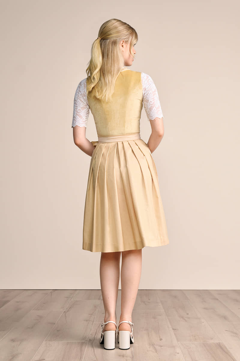 Krüger Madl Dirndl Annina (60cm) Nur noch ein Tag übrig