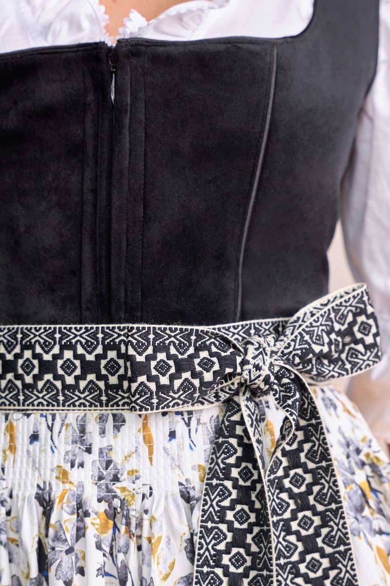 Krüger Madl Dirndl Lona (70cm) Osterangebot