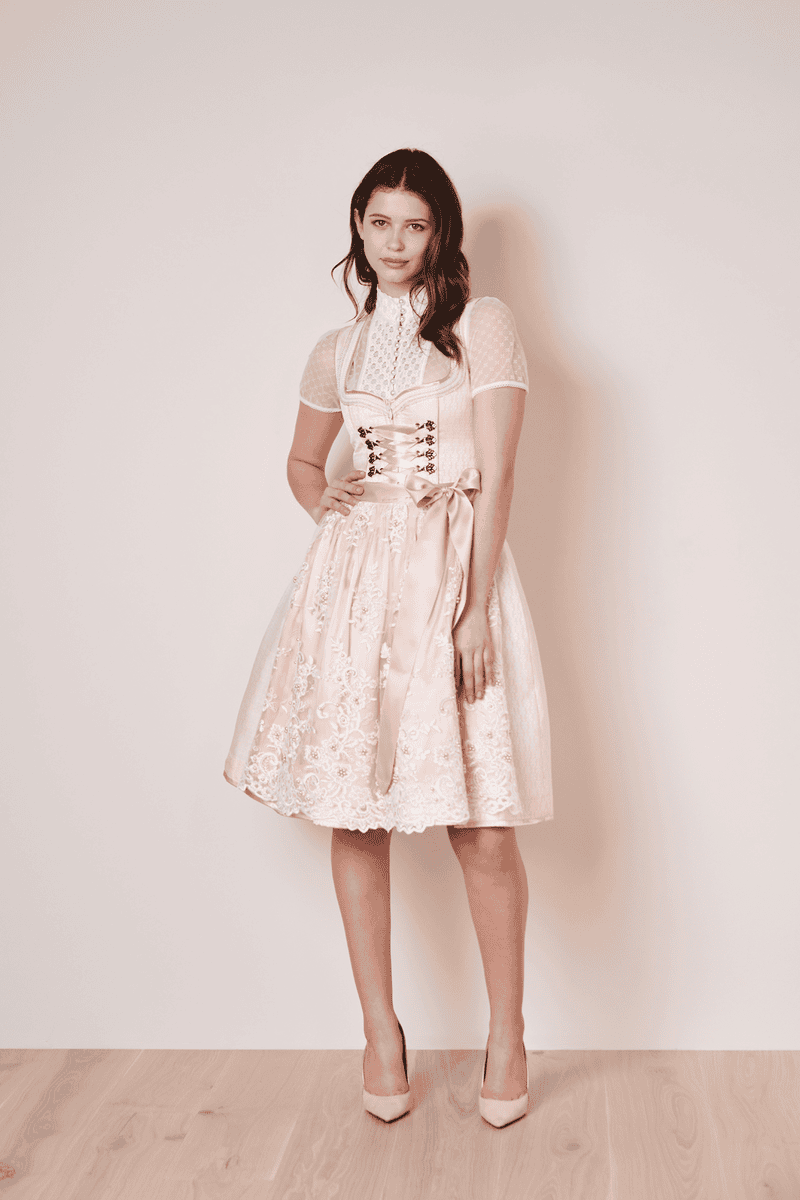 Krüger Madl Dirndl Junia (60cm) Begrenzt auf 3 Tage