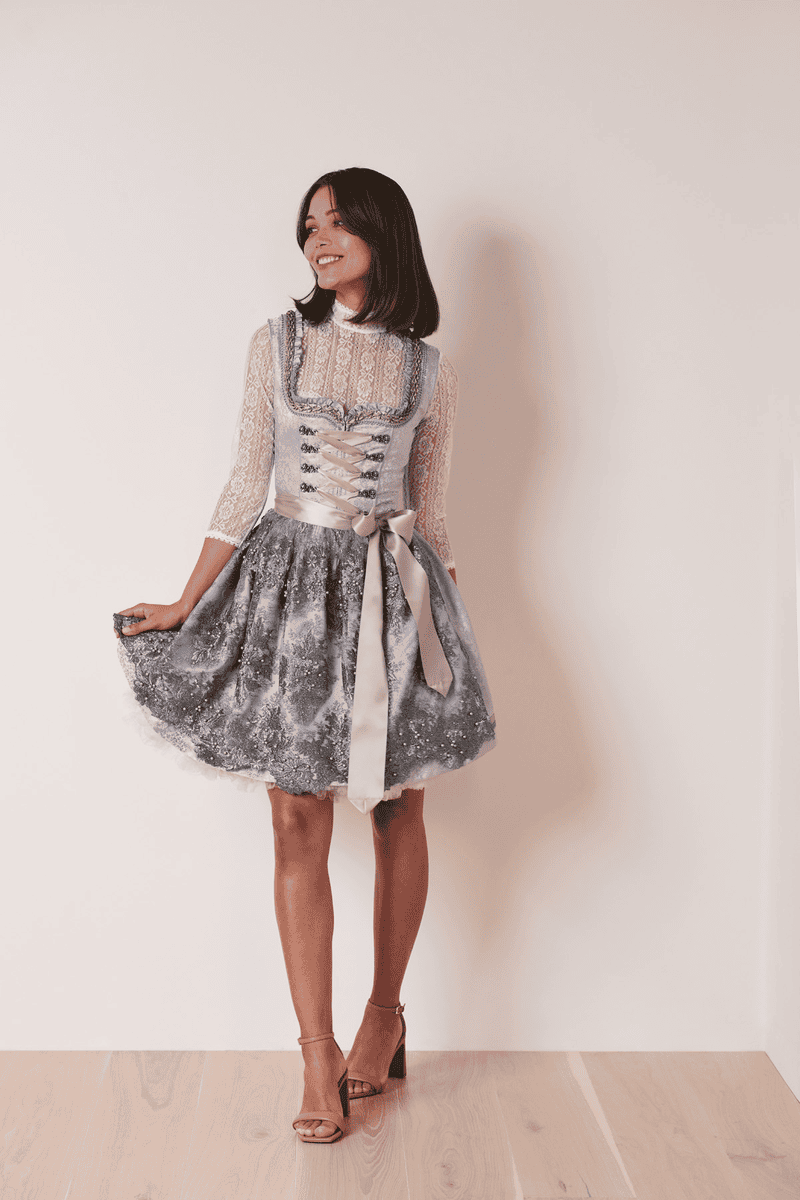 Krüger Madl Dirndl Nessa (50cm) Fabrikverkauf