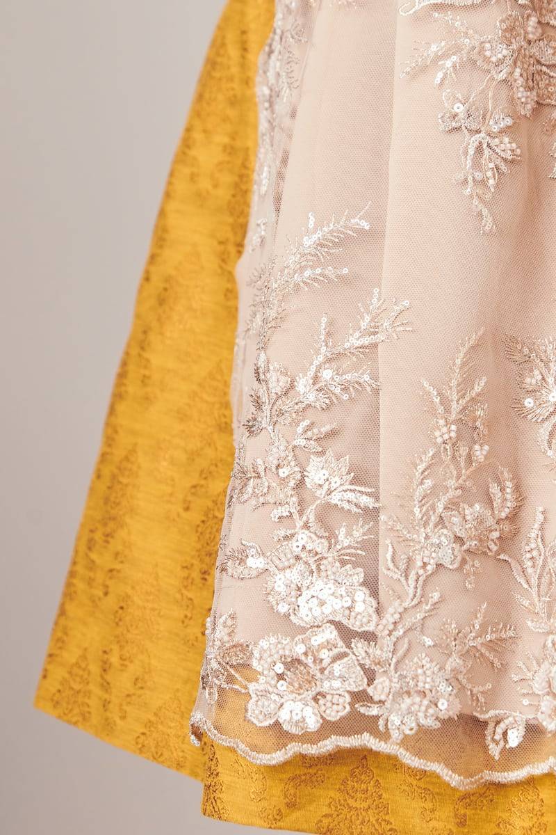 Krüger Madl Dirndl Yeliz (70cm) 50% Rabatt mit kostenlosem Versand