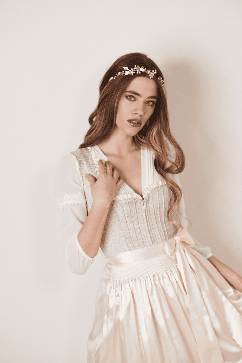 Krüger Madl Dirndl Oyster (60cm) Kostenlose Rückgabe