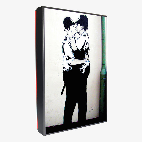 Musearta The world's most famous Graffiti - Kissing Coppers - Geschenkset Online Shopping
