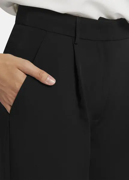 Nicowa Wide Leg Twill Pants - VINIWIA in BLACKarticle number NC9A24003019E-002 Letzter Tag