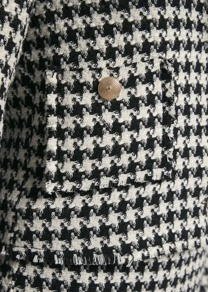 Nicowa Cropped blazer made of bouclé BAGIWO in BLACK MULTICOLORarticle number NC8A22505019E-002 Wochenangebot