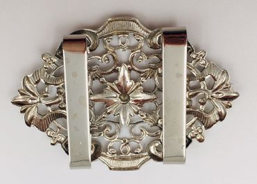 Pezzo D'oro Schürzenschließe mit Swarovskistein, Dirndlschleife,silber Fabrikladen
