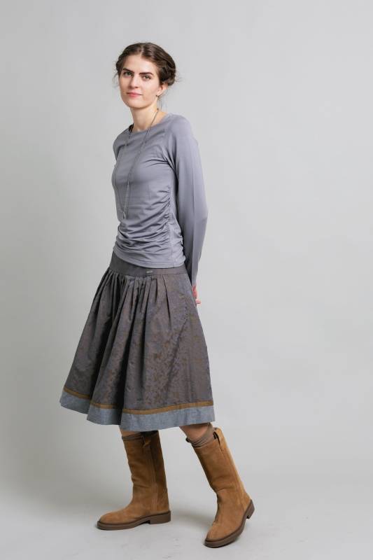 Rockmacherin Isbluma Trachterrock mit Blumenmuster auf edlem Jacquardstoff Kostenloser Versand international