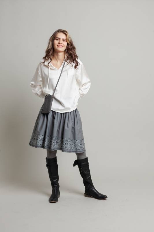 Rockmacherin Hilla Damenbluse oversized aus Viskosesatin Saisonschlussverkauf