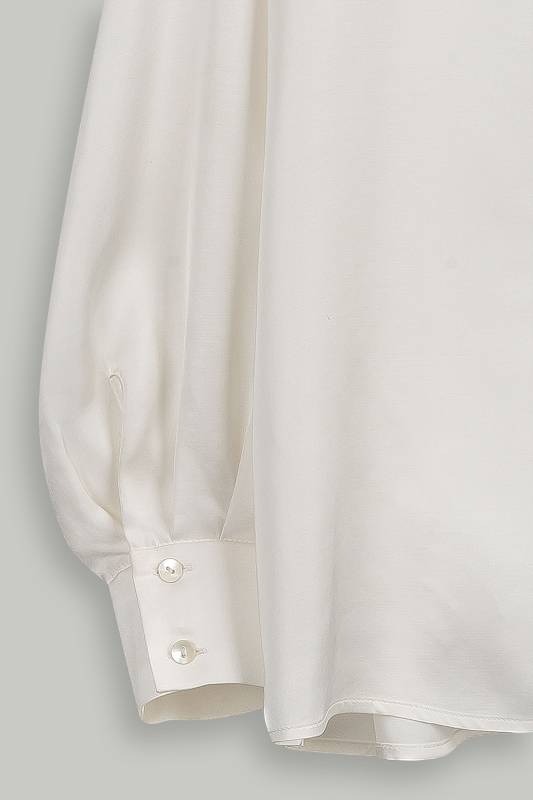 Rockmacherin Hilla Damenbluse oversized aus Viskosesatin Saisonschlussverkauf