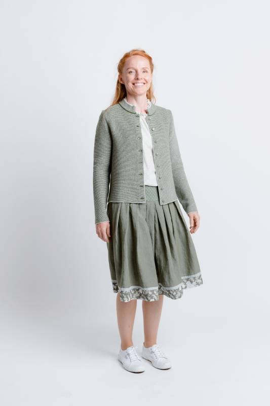Rockmacherin Florentine Trachten-Strickjacke mit Stehkragen aus Merinowolle Letzte 2 Tage