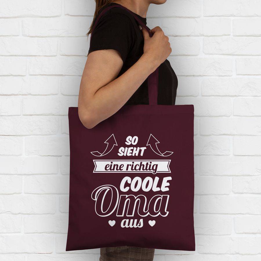 Shirtracer So sieht eine richtig coole Oma aus Pfeile Shirts & Mehr Shirtracer Fabrik Onlineshop