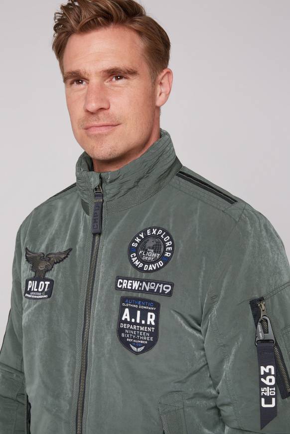 Soccx Wattierter Fliegerblouson mit Patches khale green Blitzangebot