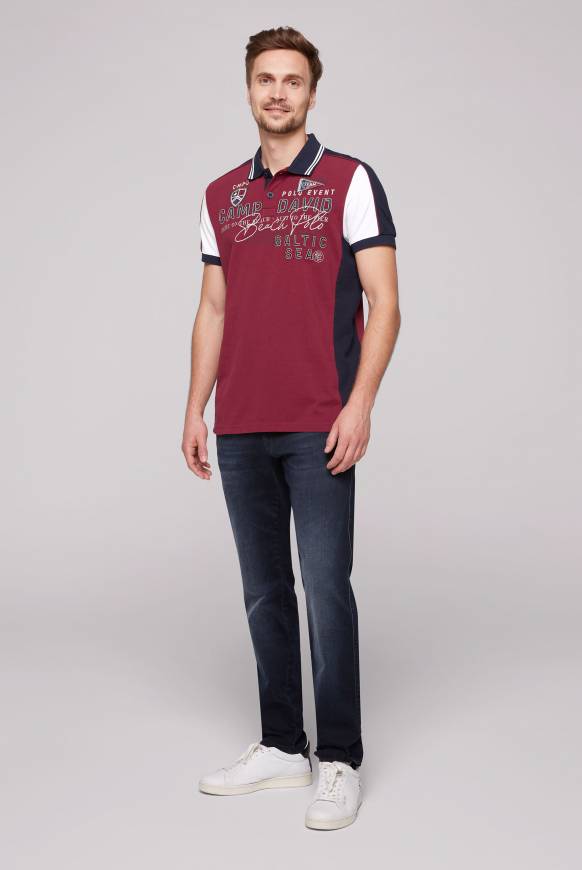 Soccx Pikee-Polo mit Color-Blocking und Artwork burgundy 2025