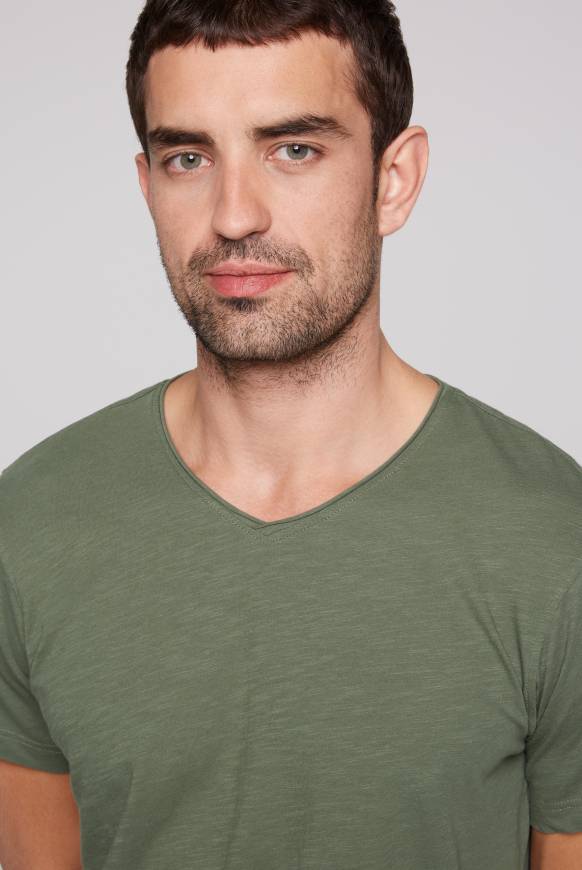 Soccx Basic T-Shirt V-Neck mit Used-Kante green olive Exklusivangebot