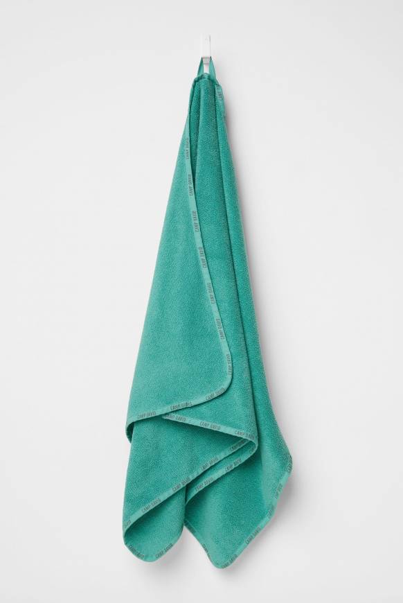 Soccx Badehandtuch mit Logo-Saum 70 x 140 cm cool green Neuheiten
