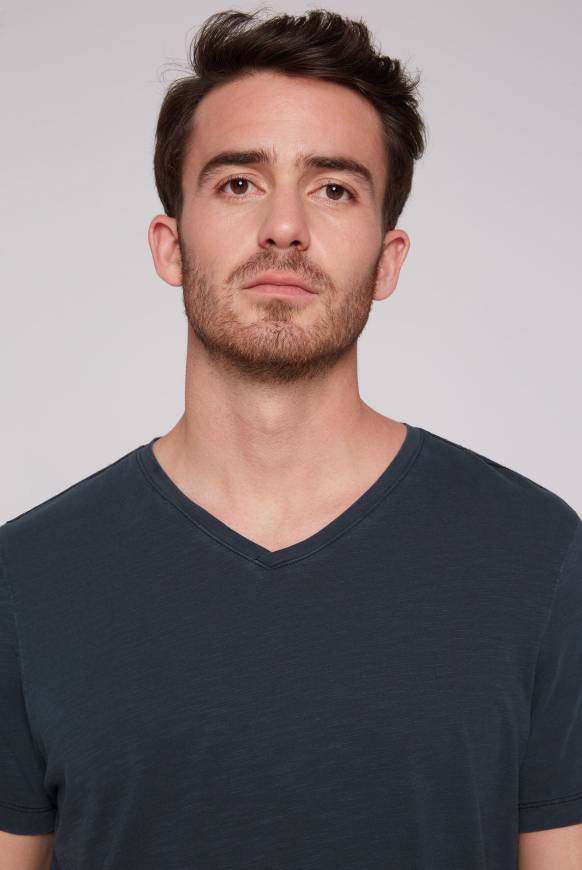 Soccx Basic T-Shirt mit V-Ausschnitt absolute blue Kostenloser Versand international