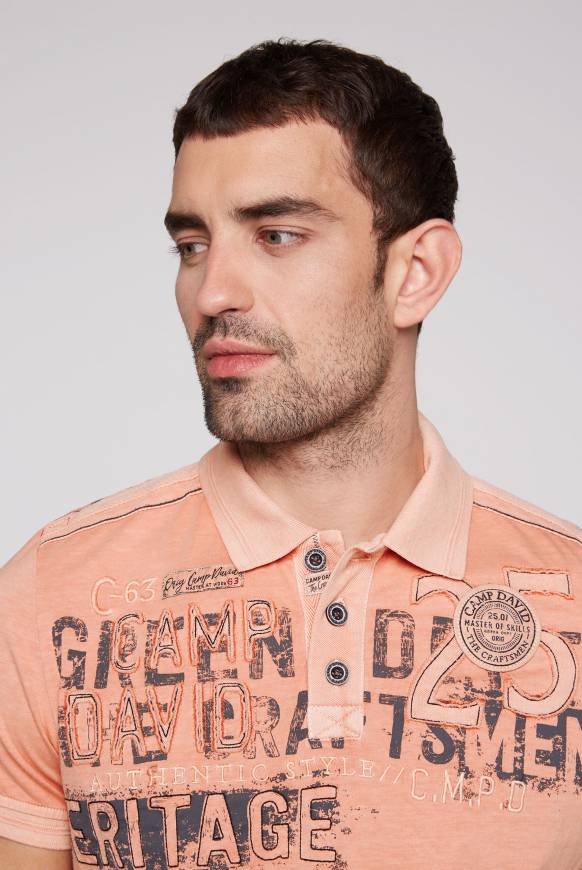 Soccx Poloshirt mit Label-Applikationen old peach M Fabrikpreis