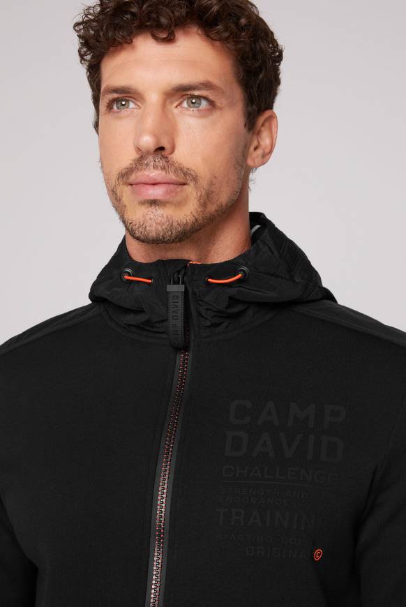 Soccx Kapuzensweatjacke im Materialmix mit Rubber Prints black Sonderangebot