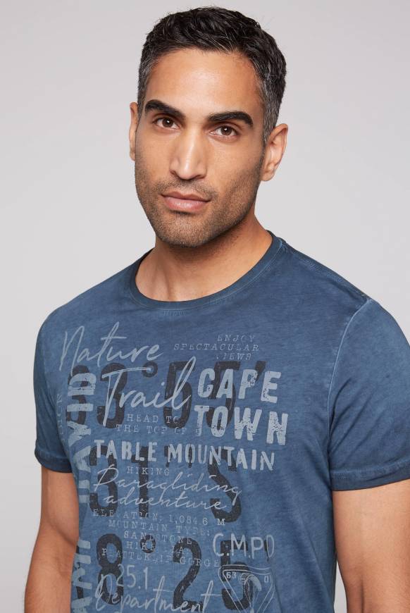 Soccx Rundhalsshirt Oil Dyed mit Label Print blue navy Neueste Stile