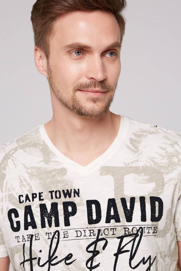 Soccx T-Shirt V-Neck mit All Over Print ivory Bis zu 55% Rabatt