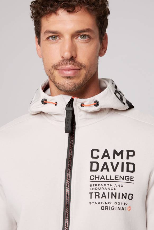 Soccx Kapuzensweatjacke im Materialmix mit Rubber Prints shell Fabrikpreis
