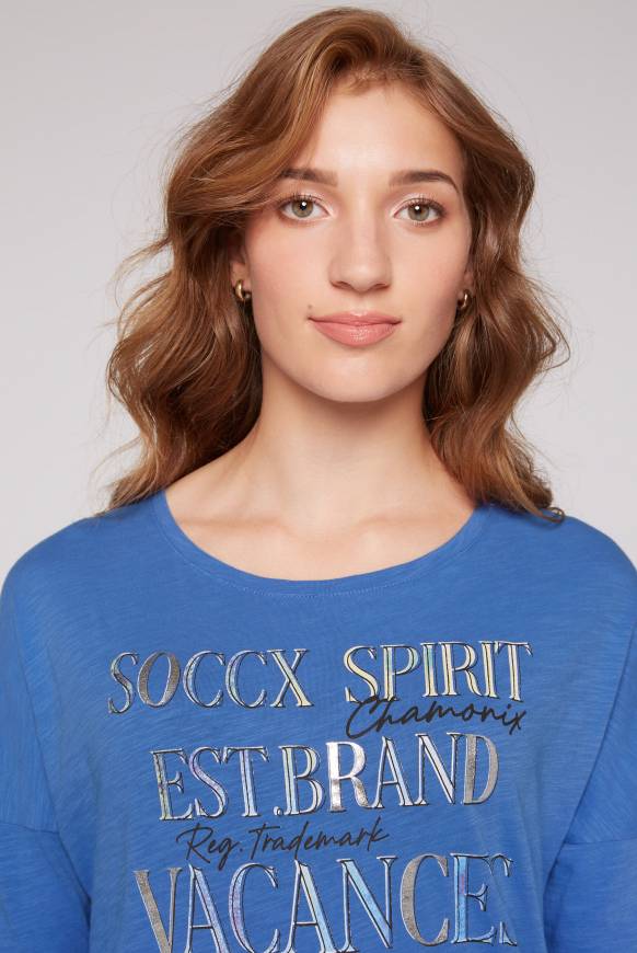 Soccx Shirt mit 3/4-Ärmeln und buntem Wording Print vividblue Letzte 3 Tage