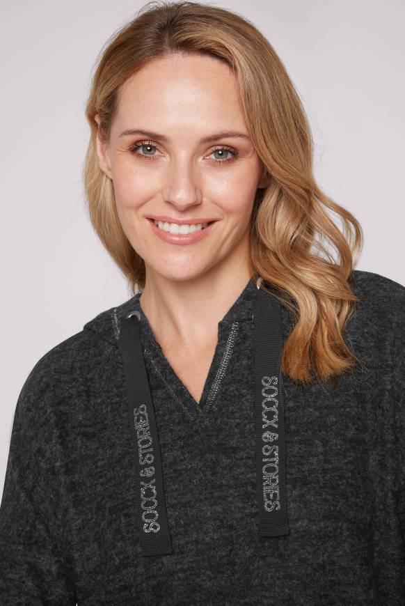 Soccx Kapuzenpullover aus Flauschstrick black Osterangebot