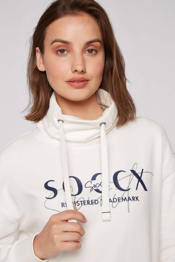 Soccx Sweatshirt mit hohem Kragen und Logo Print ivory Letzte 3 Tage