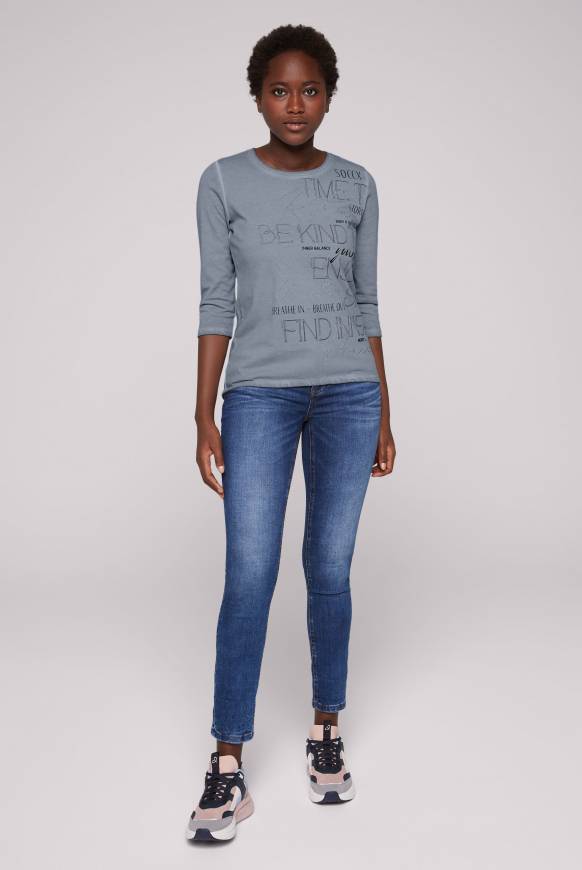 Soccx Shirt mit Wording Print und Schmucksteinen cold grey 50% Rabatt für begrenzte Zeit