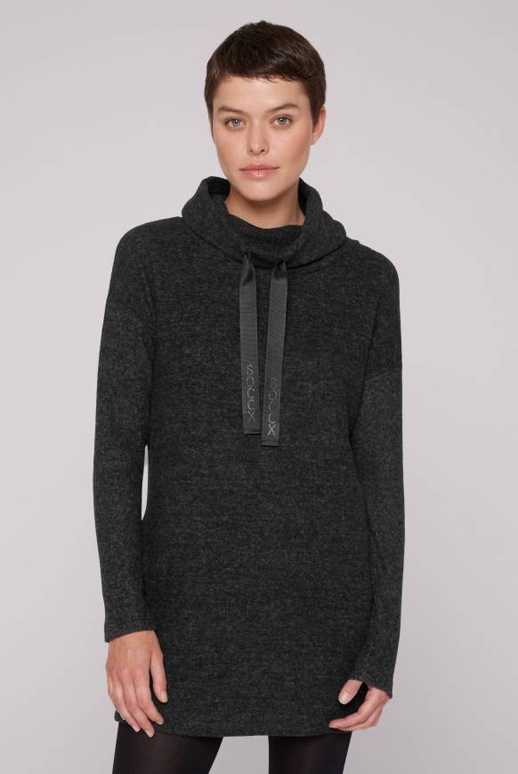 Soccx Meliertes Strickkleid mit Rollkragen black melange Outlet