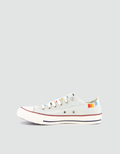 Converse Sneaker mit verspielter Kanten 50% Rabatt mit kostenlosem Versand