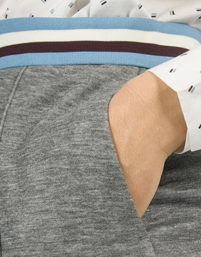 Tommy Hilfiger Rock im sportiven Look Kauf eins, bekomm eins gratis