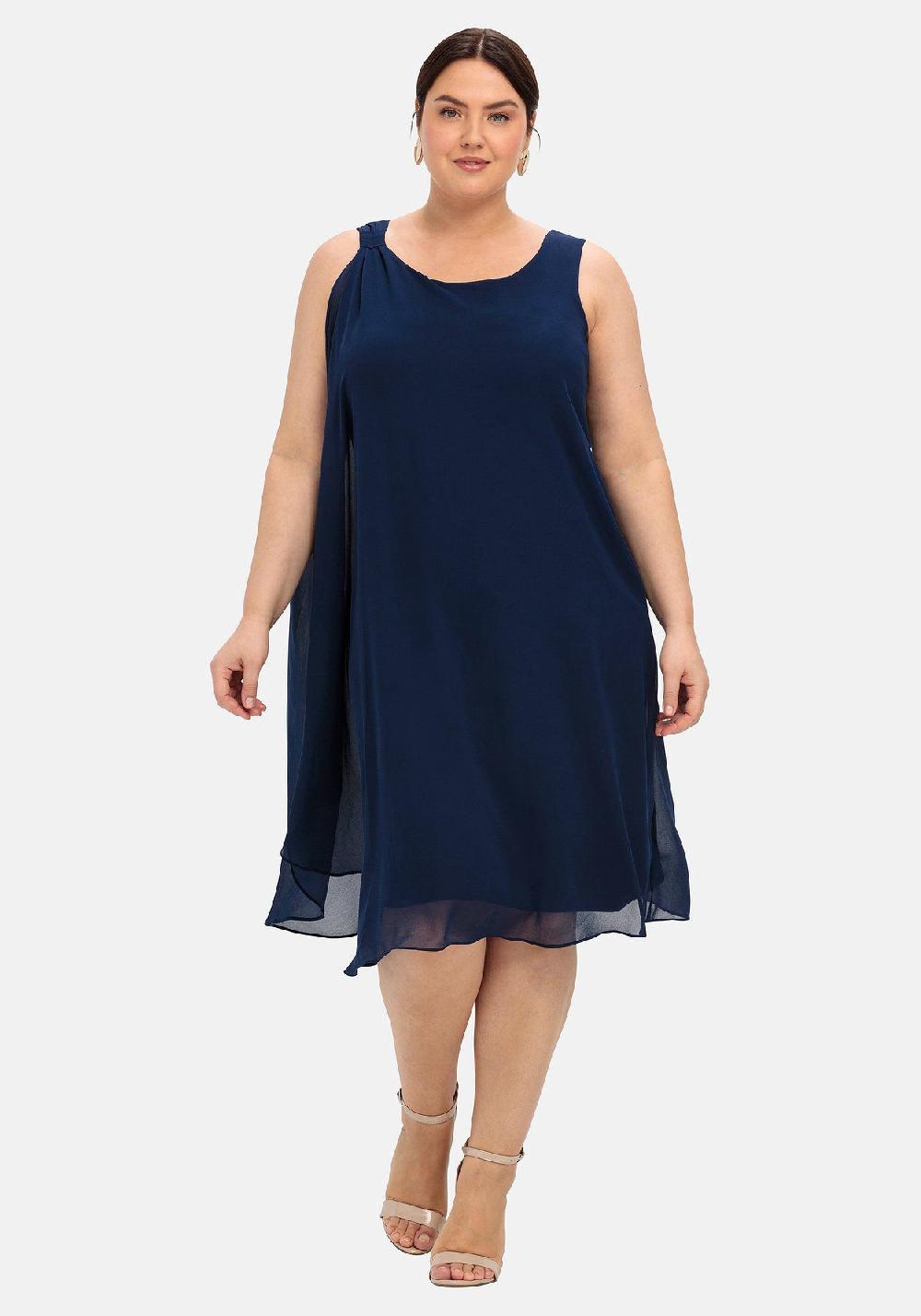 sheego Kleid in figurumspielender Passform Clearance-Verkauf