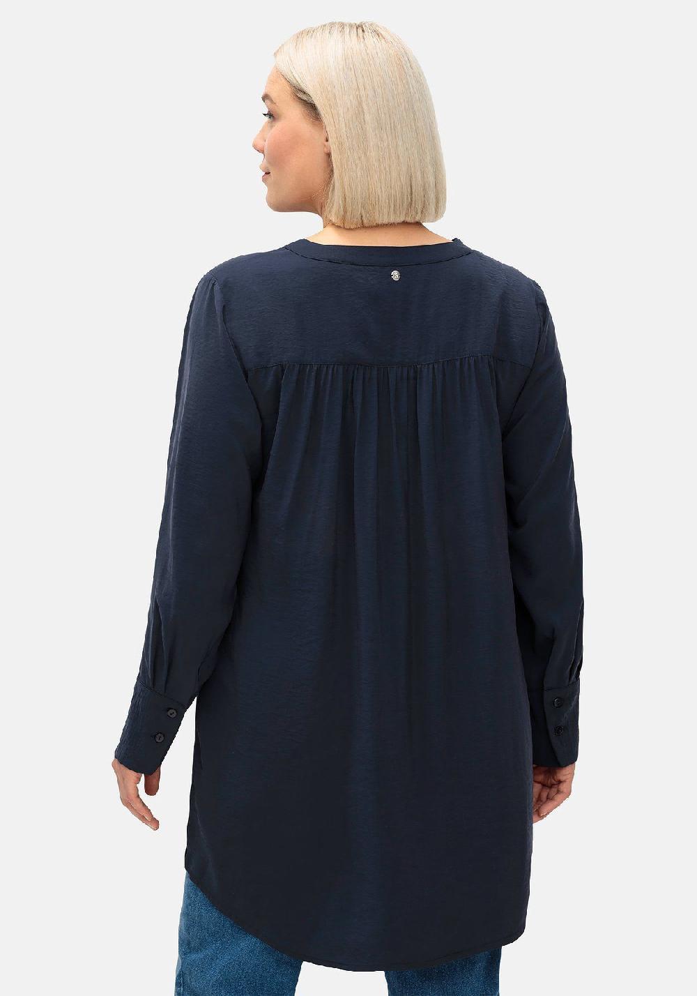 sheego Longbluse mit Raffung am Rückenteil Speichern exportieren